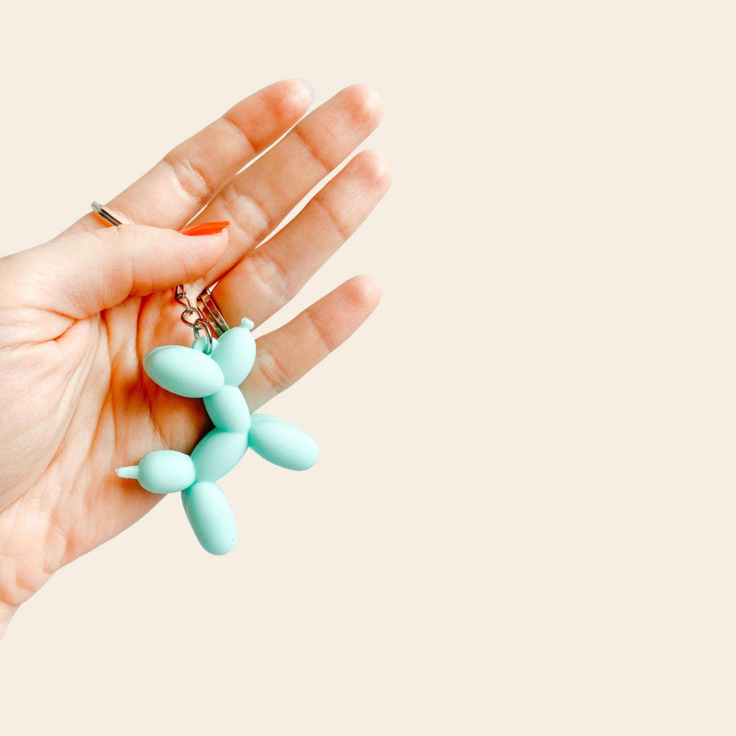 𝐷𝑜𝑔 𝐵𝑎𝑙𝑙𝑜𝑜𝑛 𝐾𝑒𝑦𝑐ℎ𝑎𝑖𝑛